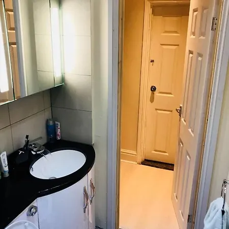 King Tv-Bed En-Suite Mediacity, Mufc, Salford Manchester Extérieur photo